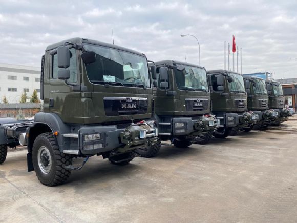 Askeri Araç Hidrolik Vinç Askeri Araç Hidrolik Vinç